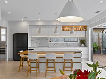 Refined Coastal Design Meets Everyday Ease