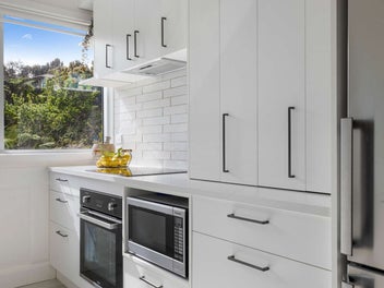 Cozy Modern Apartment