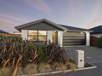 Prime park-side position