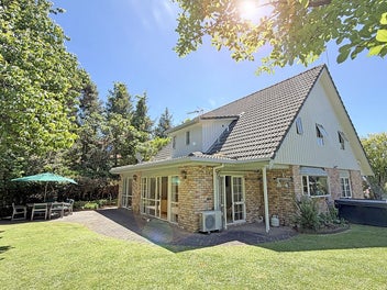 Sneak Preview - Stunning - Park Like Grounds