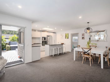 Calm, Coastal and Completely Yours