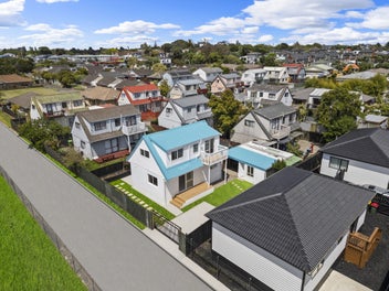 The Ultimate Renovated Family Home or Investment!