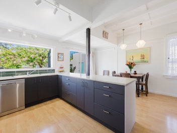 Charming art deco gem in Mayfair