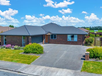 Ready & Waiting - Be In For Christmas!