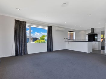 Ready & Waiting - Be In For Christmas!