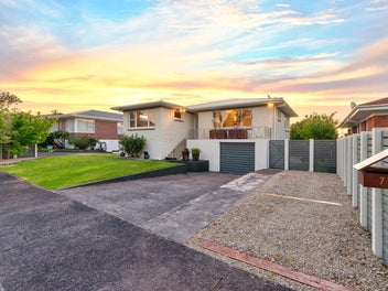 SUNLIT, SPACIOUS AND EXCEPTIONALLY VERSATILE