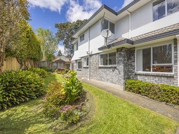 Family Pleaser in DGZ, Walk to St Cuth