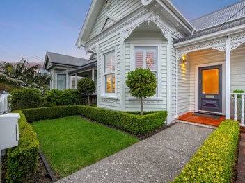 Exceptional in the Avenues