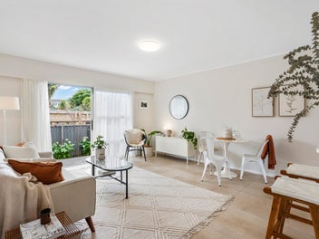 Easy Living in the Heart of Sandringham