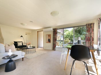 Sunny Tasman Gem - Executors Say Sell