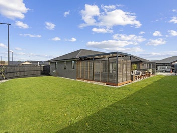 MOTIVATED VENDORS - Priced Below RV!