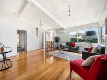 TheBigEvent Sun, Space & Opportunity on the Corner