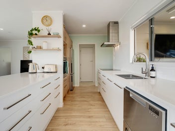 Special & Spacious - Move In & Enjoy!