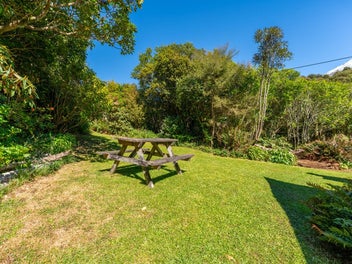 Charming Retreat In Blandswood