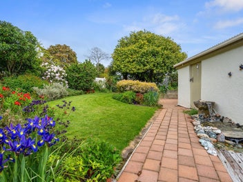 1/4 Acre in the heart of Richmond