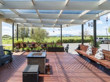 Big living. Big views. Big opportunity