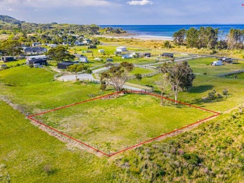 Secure Your Slice of Mahia Magic - LOT 12