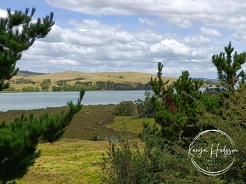 Harbour Views and Coastal Serenity