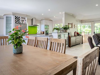 Vendors are calling for all offers