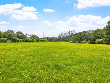 Riverfront lifestyle opportunity