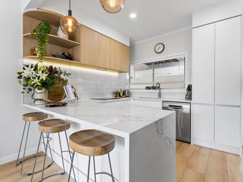 Serious Sellers