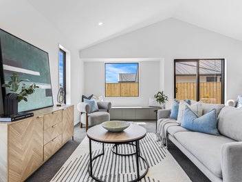 Silverstream Stunner | Brand New & Ready for You!