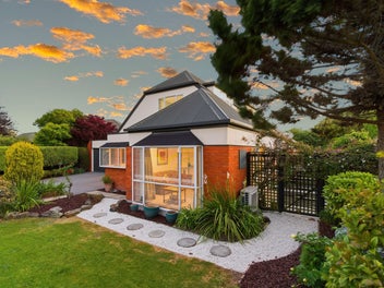 Retirement Beckons - Priced Below GV!