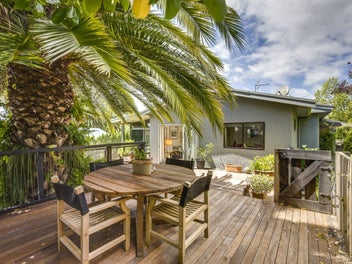 Tranquil living with village convenience