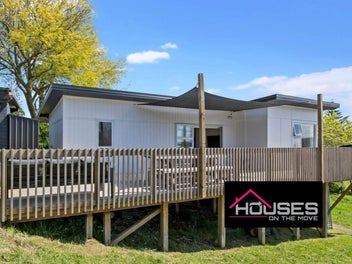 CONTEMPORARY 2bdrm RELOCATABLE HOME