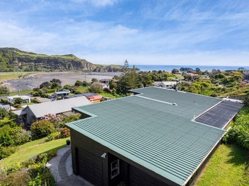 YOUR MOKAU ESCAPE, WHERE VIEWS AND LIFESTYLE MEET
