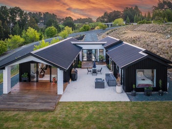 Modern Elegance Meets Rural Tranquility