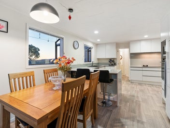 Character, Comfort & Endless Sunshine!