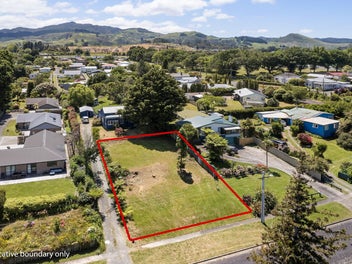 Fantastic Build Opportunity with Unique Advantage!