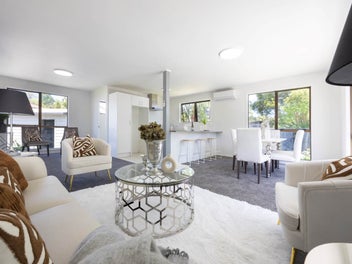 Vendor Leaving for Good – Must Sell!