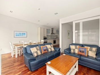 Stunning Retreat in the Bay of Islands