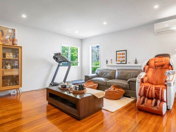 Spacious Family Oasis in Central Hillcrest