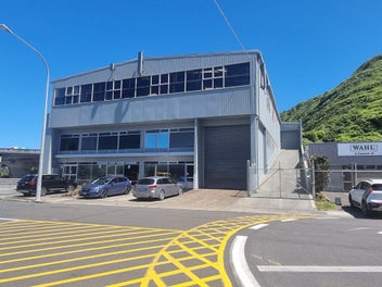 Image 1 of 5