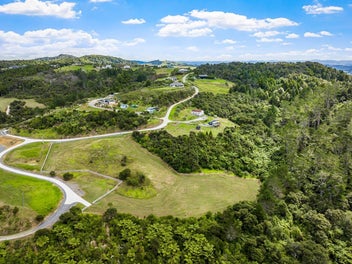 Your Matakana Canvas - Privacy, Lifestyle & Space