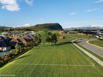 Exceptional Section & Prime Location