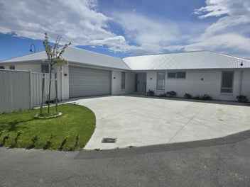 Price Drop ! Vendor ready to move