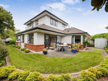 MODERN LIVING IN A PREMIUM LOCATION