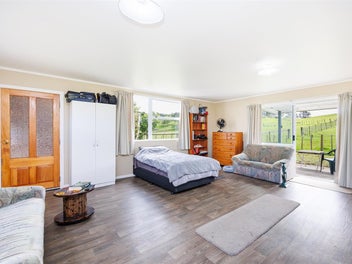 TEAM LEWIS - APPROX 4.8634 HA (2 TITLES)