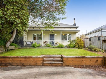 Broadway Living At It's Most Inviting