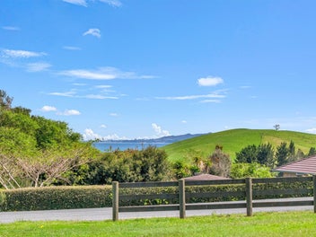 Easy Country Living, Mintues from the Beach