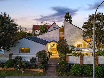 Chatswood: Renovated family home & minor dwelling