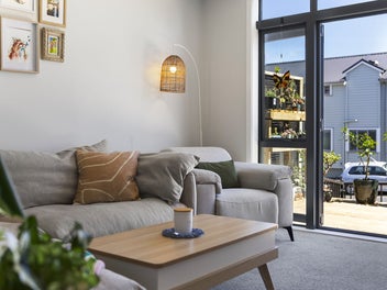 Sunny, Stylish & Super Convenient