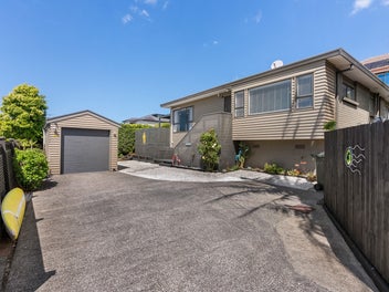 Sun-Soaked, One-Level in Prime Coastal Location