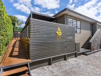 Sun-Soaked, One-Level in Prime Coastal Location