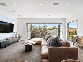 Light, Character, Energy - Dynamic Living