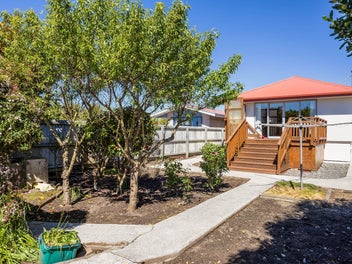 Beachside Bliss - Post-Earthquake Build